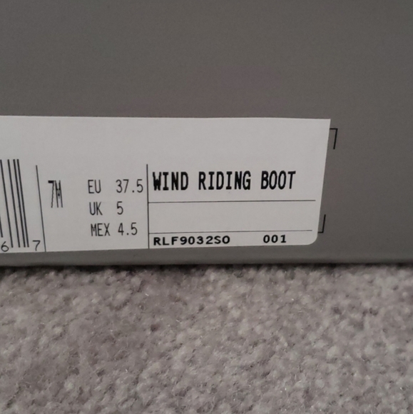 Boots - Picture 3 of 3